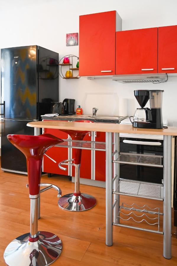 Backpacker Apartment Bahnhof 비엔나 외부 사진